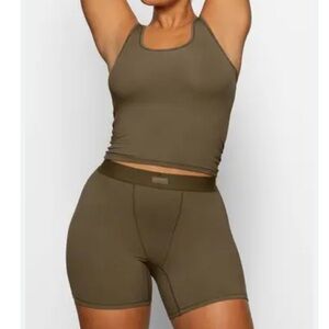 ❌SOLD❌ Skims lounge boxer set